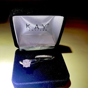 10 WG wedding engagement ring and band